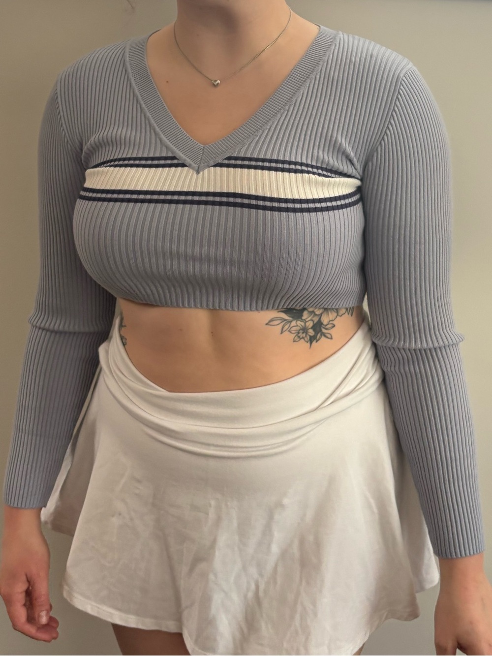 Cropped Ribbed Viscose V-Neck Long Sleeve Top with Striped Detail